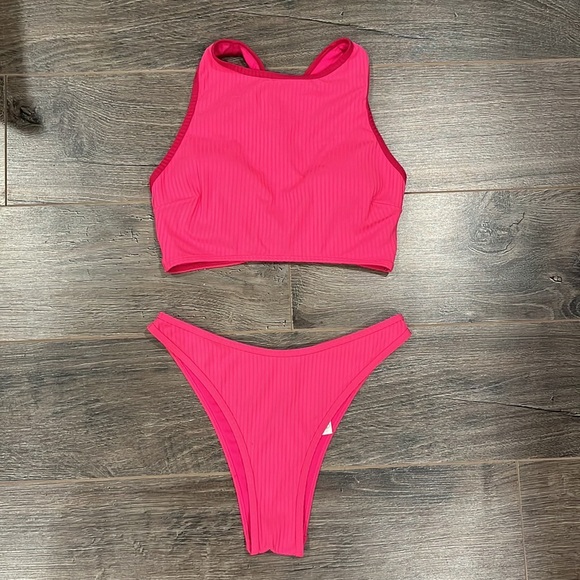 Gilly Hicks | Ribbed Bikini Set (Dark Pink) - Picture 6 of 7